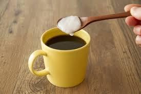 コーヒーにココナッツ.jpg